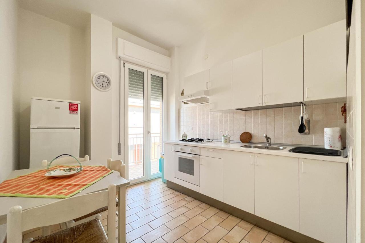 Apartamento Il Mare In Giardino Scauri  Exterior foto