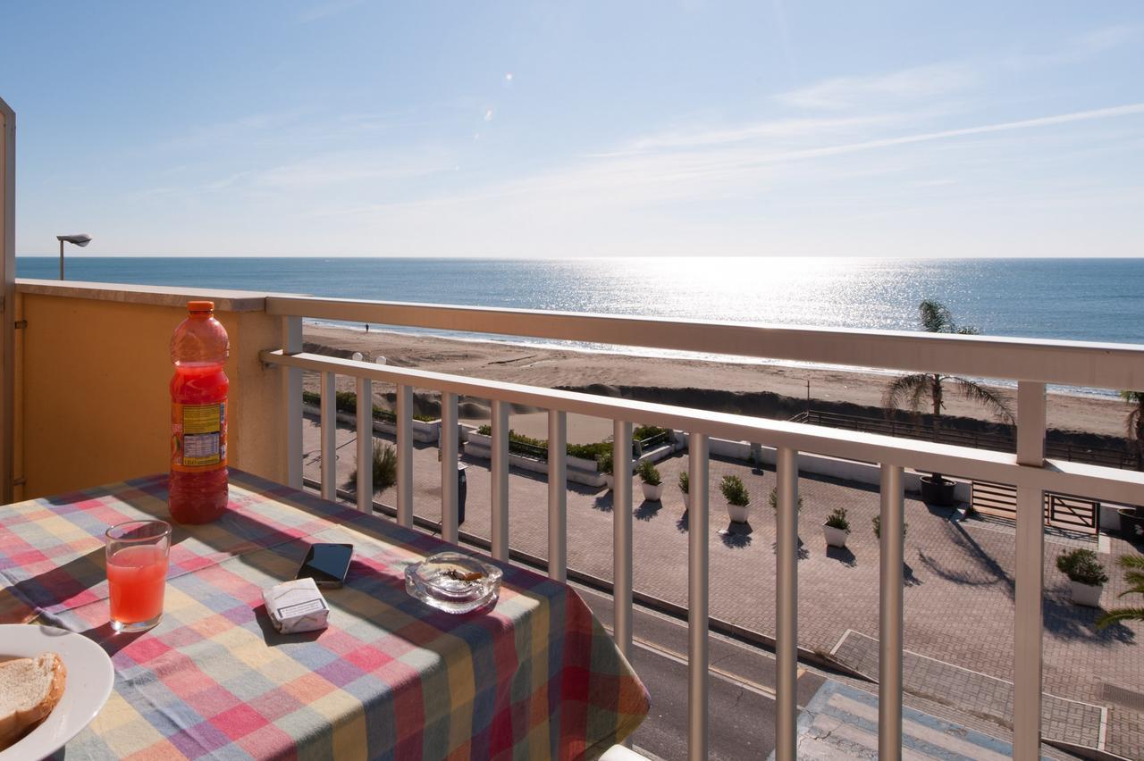 Apartamento Il Mare In Giardino Scauri  Exterior foto